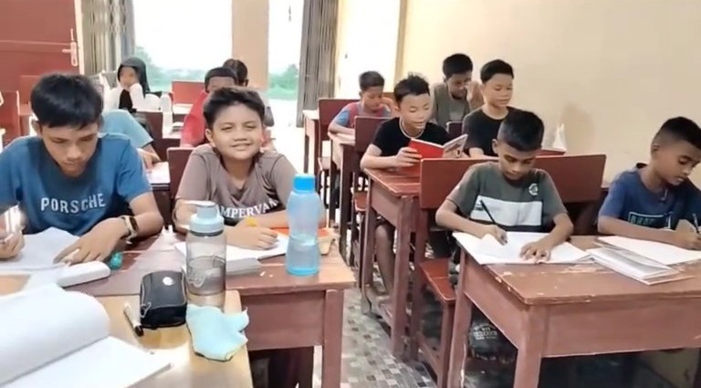 snaptik_7627088593894247687_v3.mp4_snapshot_00.18.795